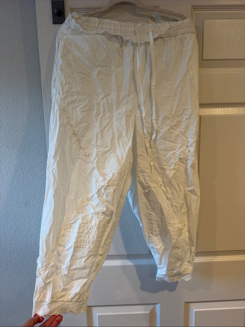 Free People White Cropped Drawstring Capris